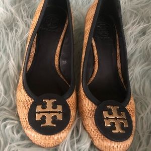 Tory Burch Sally Wedge straw shoe size 7